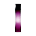 CR Signature Armani Code Cashmere parfymeflaske i dyp lilla glass mot en dramatisk bakgrunn av grå støvskyer.
